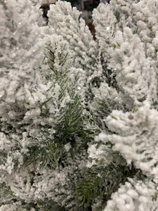 9ft Pre-Lit Arlberg Frosted Fir